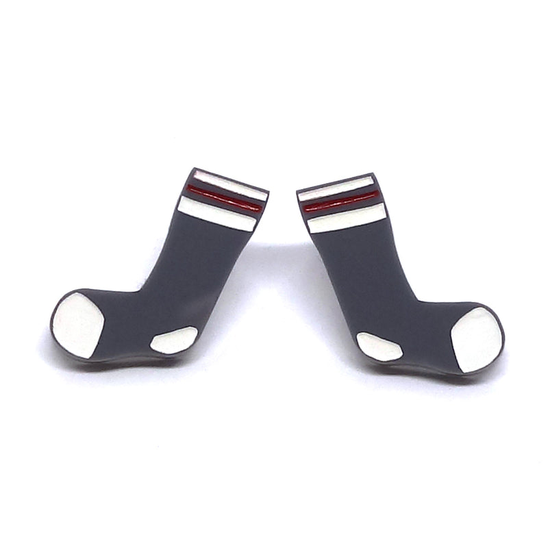 Boucles d’oreille chaussettes d’hiver grises