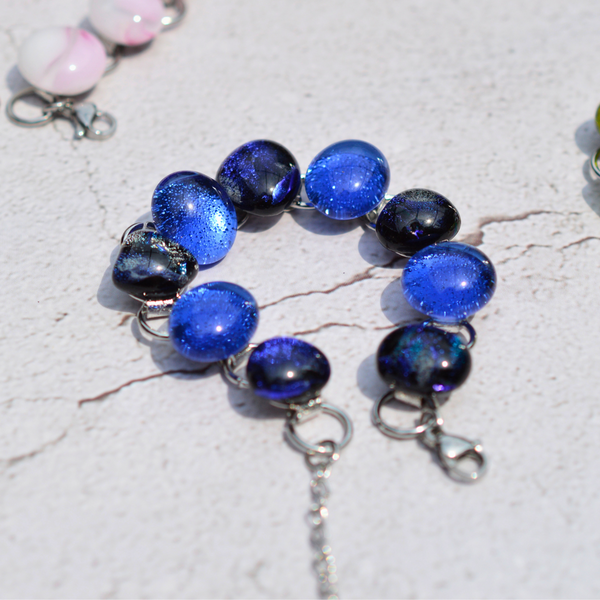 Bracelet Nuit Étoilée – Verre fusionné dichroïque - Collection Gemstones | Station pôle Nord | Boutique de Noël
