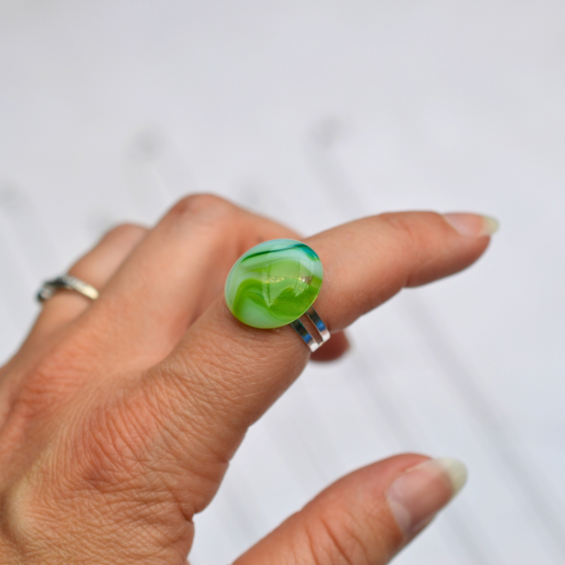 Agate verte rubanée – Vitalité et nature - Collection Gemstones | Station pôle Nord | Boutique de Noël