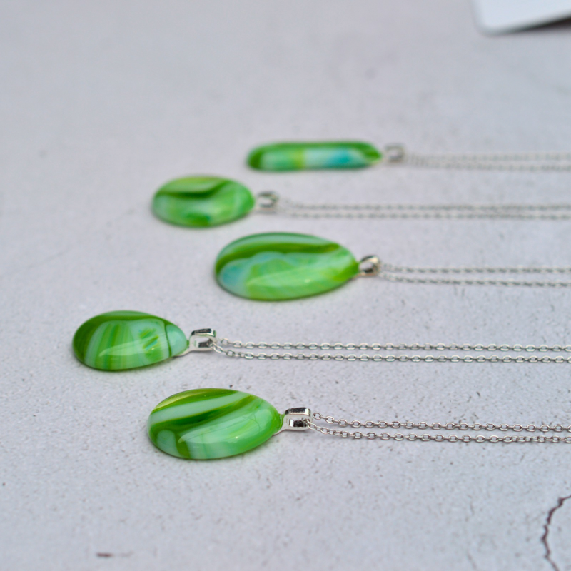 Agate verte rubanée – Vitalité et nature - Collection Gemstones | Station pôle Nord | Boutique de Noël