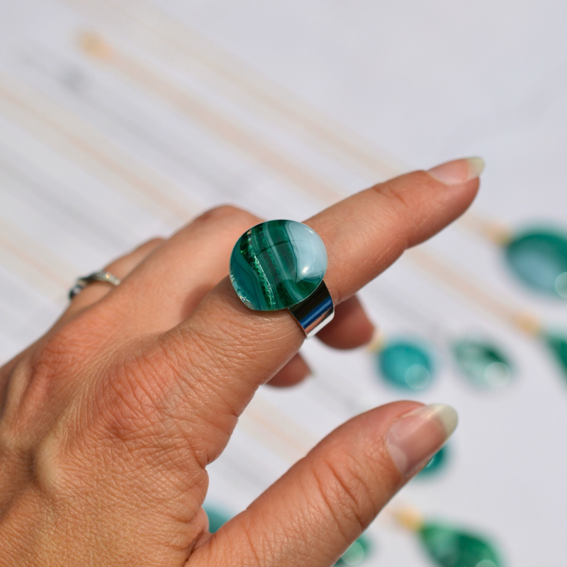 Émeraude – Raffinement et espoir - Collection Gemstones | Station pôle Nord | Boutique de Noël