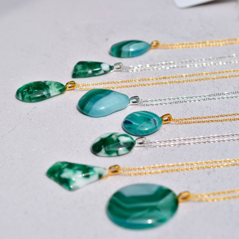 Émeraude – Raffinement et espoir - Collection Gemstones | Station pôle Nord | Boutique de Noël