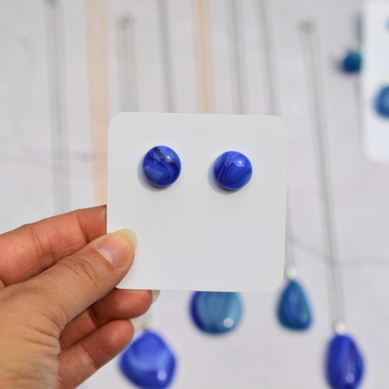 Agate bleue rubanée – Douceur et communication - Collection Gemstones | Station pôle Nord | Boutique de Noël