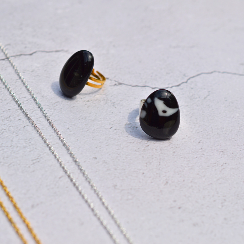 Onyx noir – Élégance et mystère - Collection Gemstones | Station pôle Nord | Boutique de Noël
