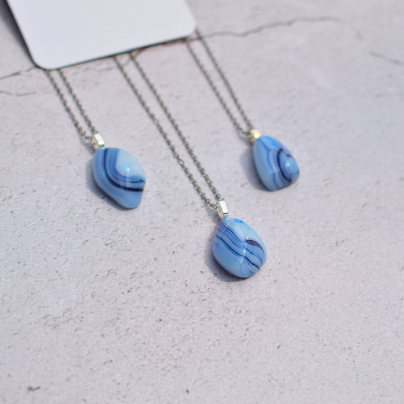 Calcédoine bleue – Calme et sérénité - Collection Gemstones | Station pôle Nord | Boutique de Noël
