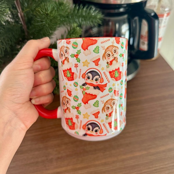 Tasse 15 oz pingouin et renne dans des bas de Noël