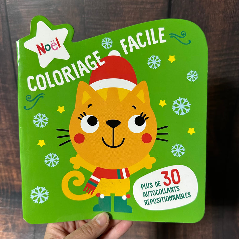 Livre le chat de Noël - coloriage facile