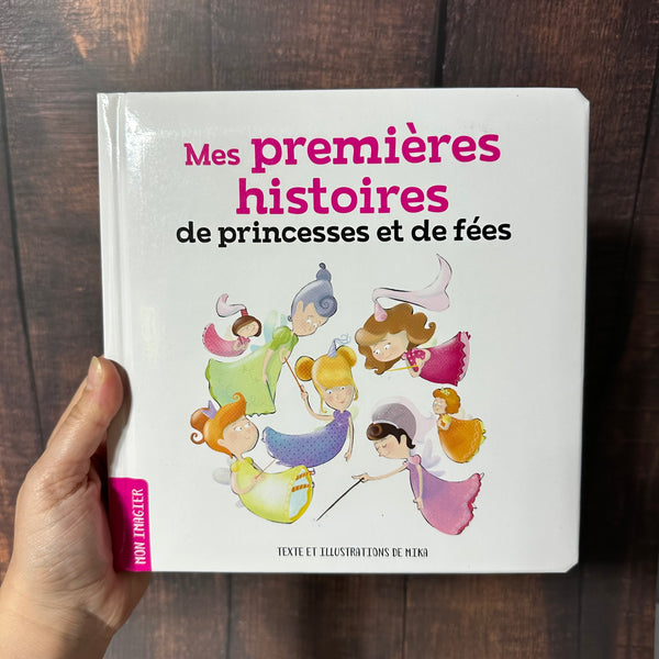 Livre mes premières histoires de princesses et de fées