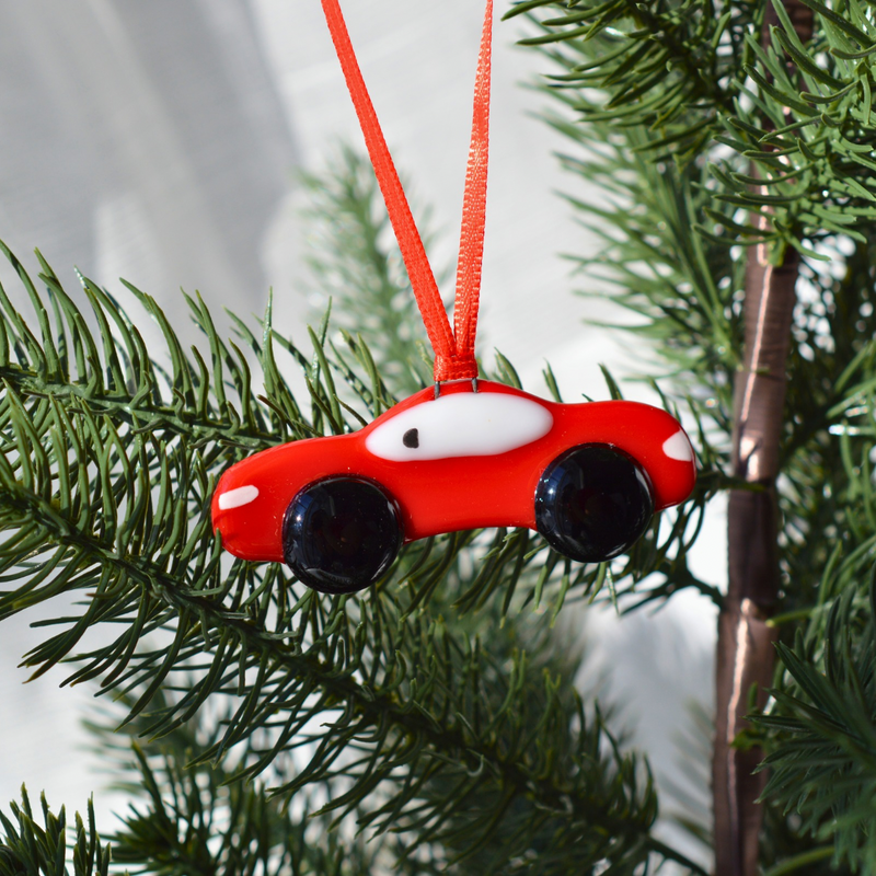 Ornement voiture rouge pour l’arbre de Noël