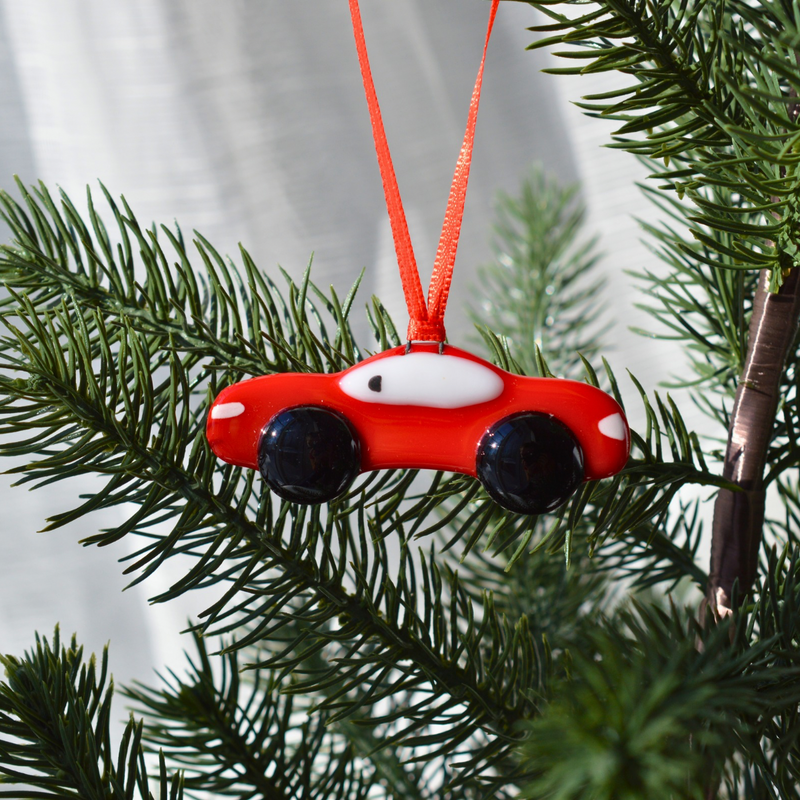 Ornement voiture rouge pour l’arbre de Noël