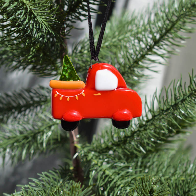 ornement camion de Noël rouge en verre fusionné, décoration artisanale camion de Noël québécois