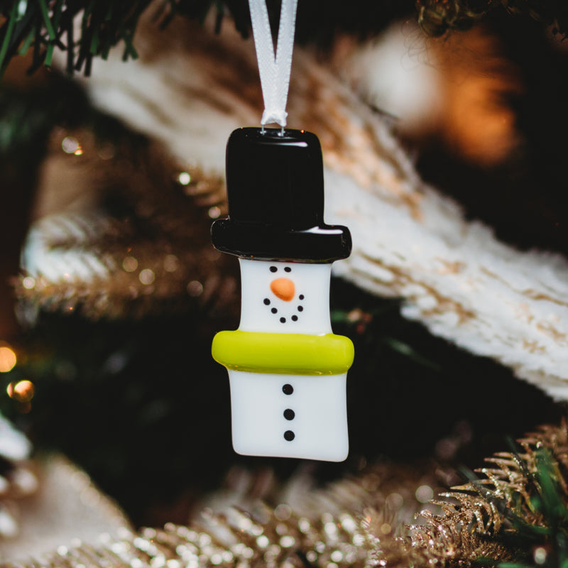 Élément décoratif de noel en verre fondu à suspendre dans le sapin