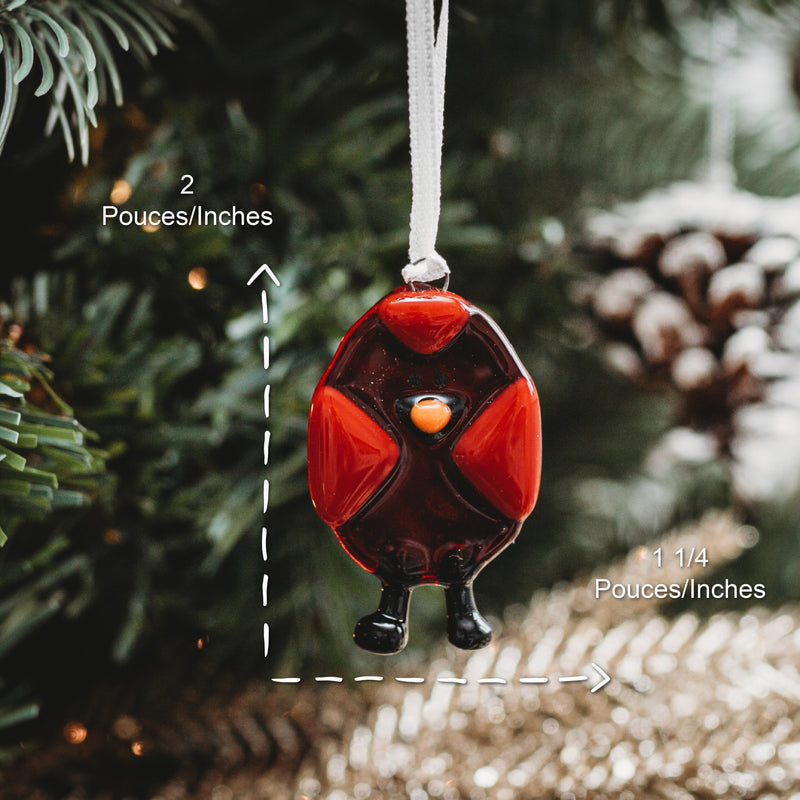 décoration de noel rouge en verre