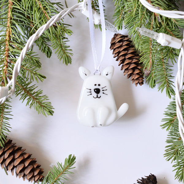 Chat pour l’arbre de Noël