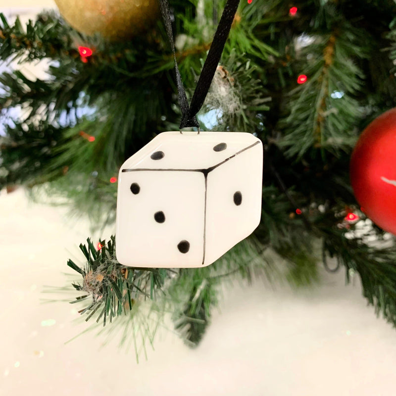 Ornement dé à jouer