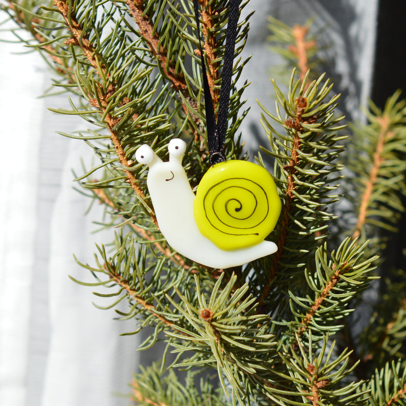 Boule de Noël escargot