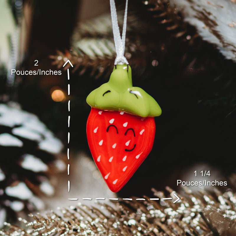 capteur de lumière ou décoration estivale à suspendre en forme de fraise