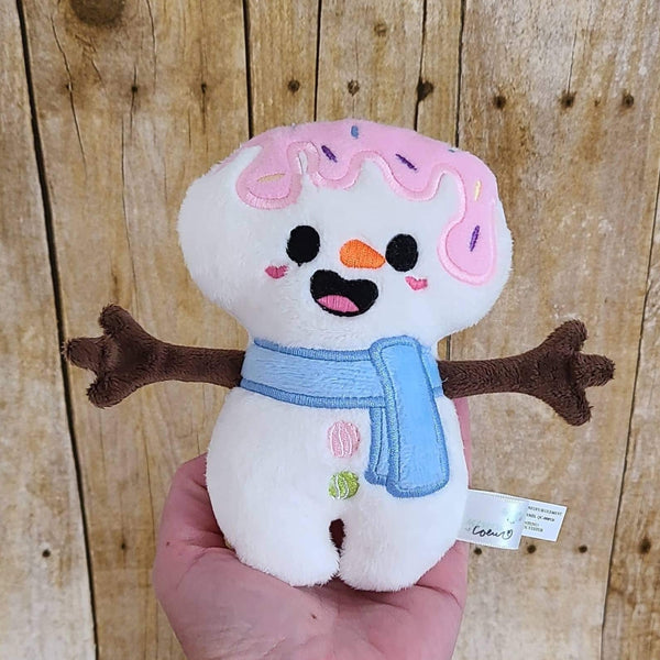 Peluche bonhomme de neige crémage